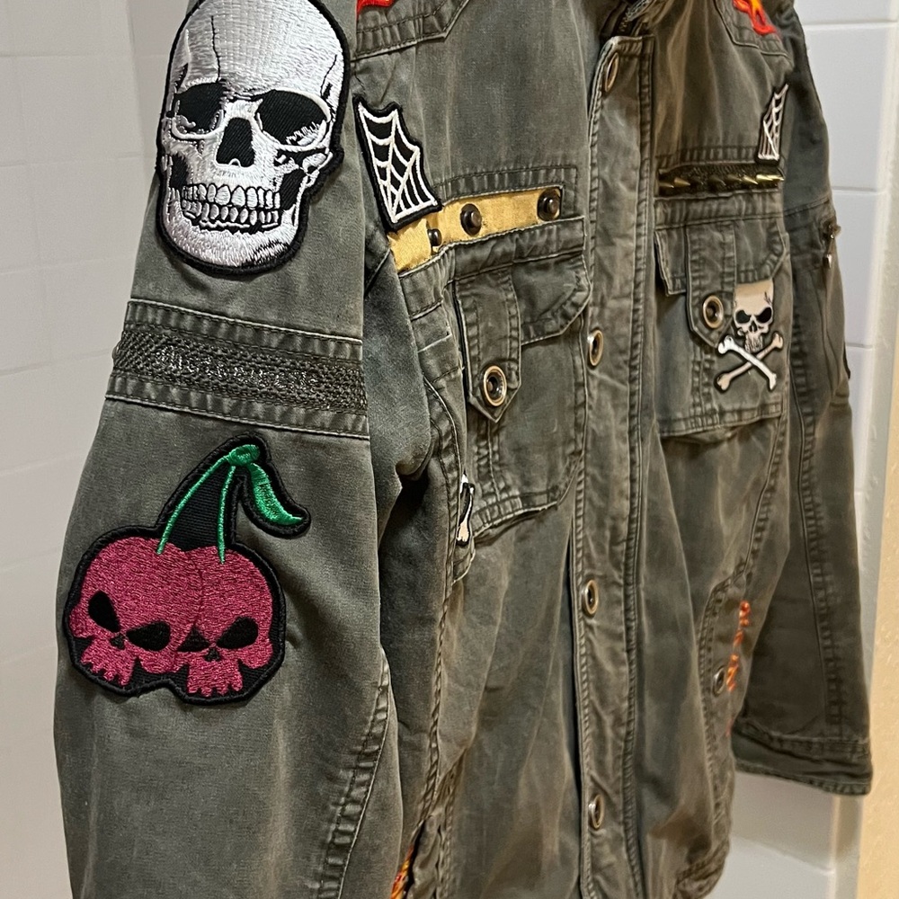 Mental health battle jacket (Large) - Picture 5 of 7